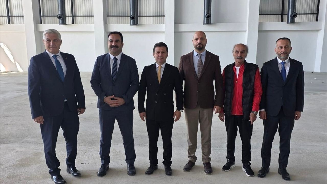 TCF Başkanı Suat Çelen, Ankara Etimesgut’taki Yeni Cimnastik Salonunu İnceledi