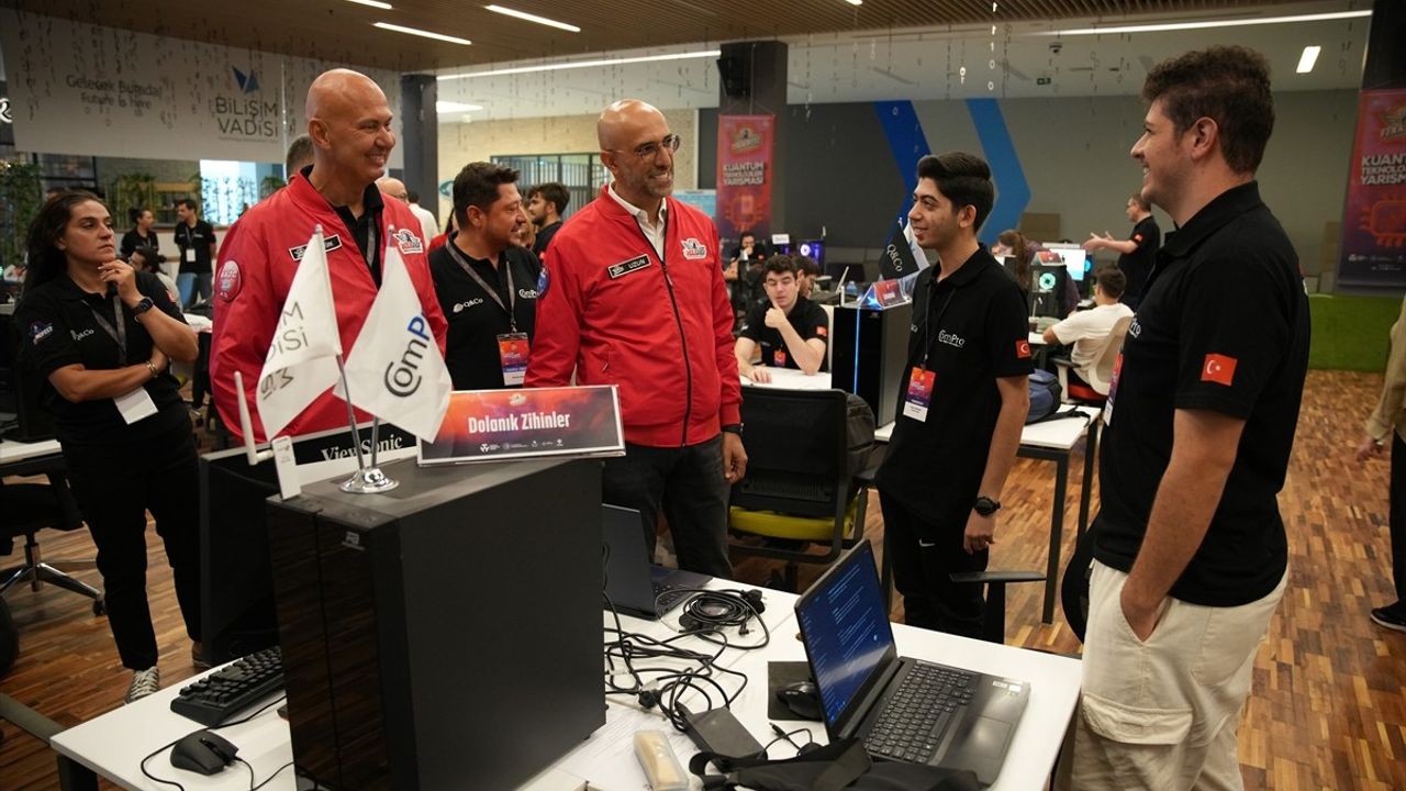 TEKNOFEST Kuantum Teknolojileri Yarışması Finali Kocaeli'de Sona Erdi