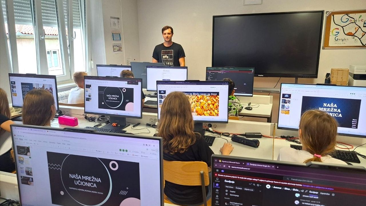 TİKA'dan Hırvatistan Rasa'daki Ivan Batelic Okulu'na Bilişim Desteği