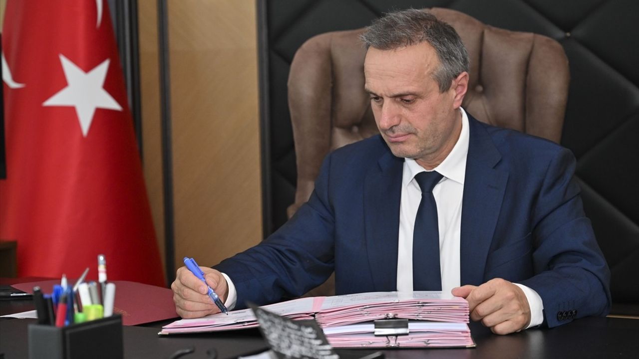 TİTCK Başkanı Ahmet Ayar Uyardı: Çocuk Yüz Boyalarında Güvenlik Riski