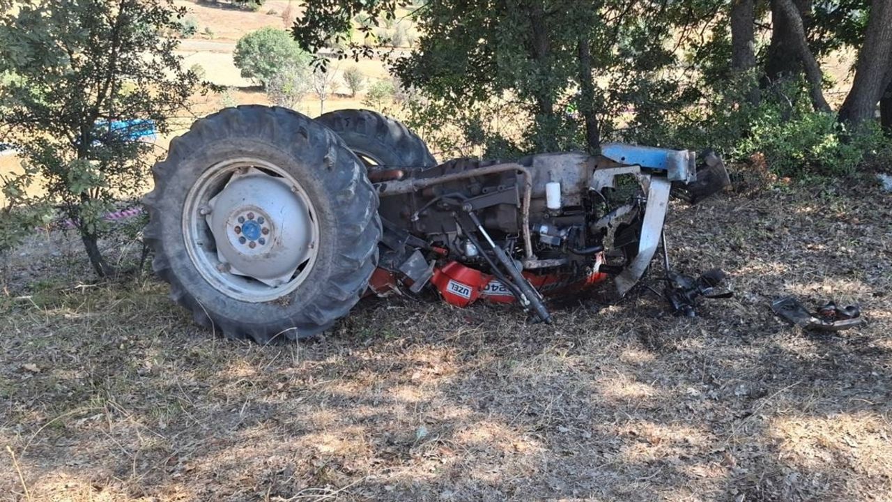 Tokat Artova'da Devrilen Traktör: Sürücü Sadık İşeri Hayatını Kaybetti