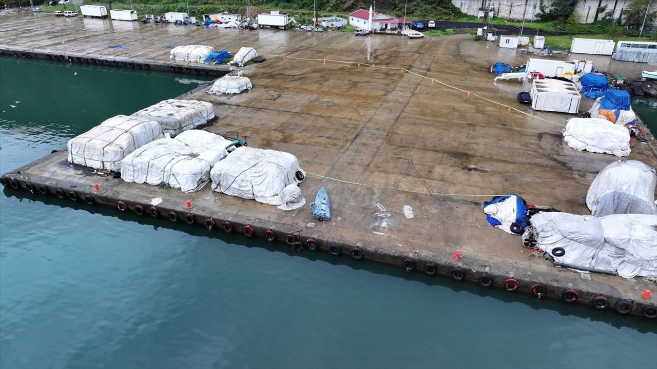 Trabzon Yoroz Limanı'nda insansız deniz aracı bulundu — Liman giriş-çıkış kapatıldı
