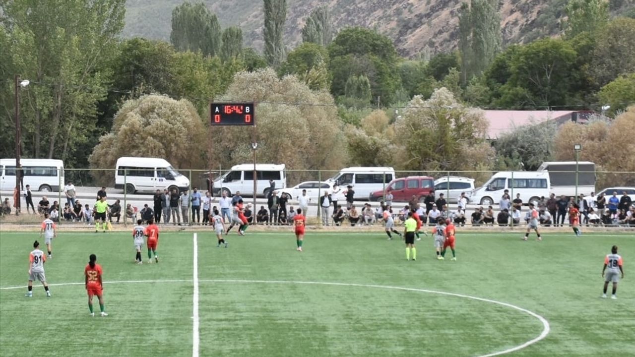 Turkcell Kadın Futbol Süper Ligi: Yüksekovaspor 1-1 Amed Sportif Faaliyetler