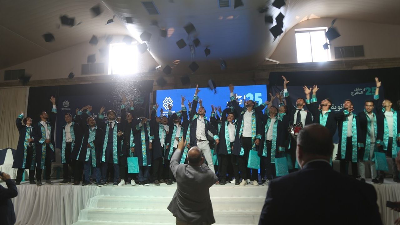 Türkiye Maarif Vakfı'nın Halep'te Mezuniyet Töreni — Çobanbey ve Azez