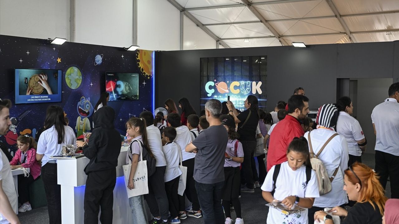 Türksat 7A 2026'da Başlayacak — Veri Merkezi ve Uçaklara Uydu İnterneti Hedefi