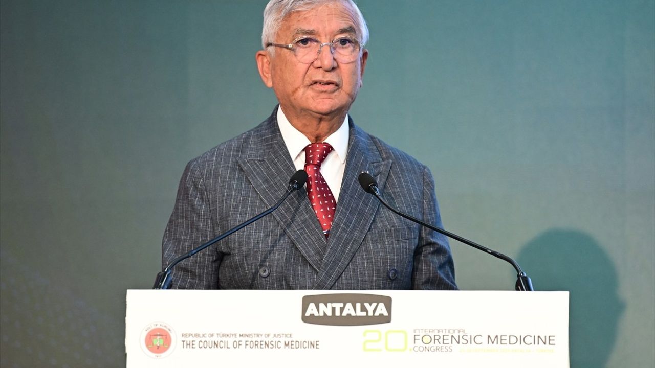 Uluslararası 20. Adli Tıp Günleri Antalya'da: 2. Gün Oturumları Sürüyor