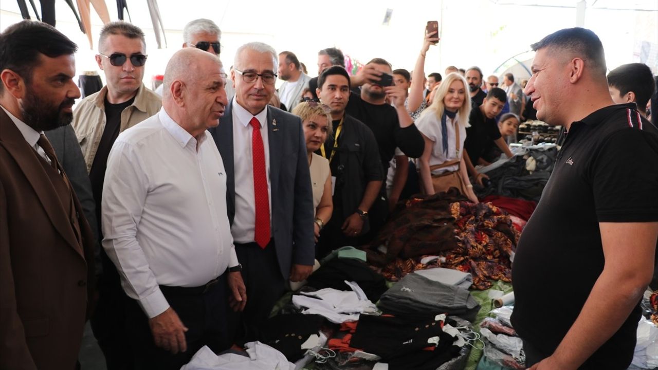 Ümit Özdağ Gaziantep'te Semt Pazarı Ziyareti: Ekonominin Kalbi Vurgusu