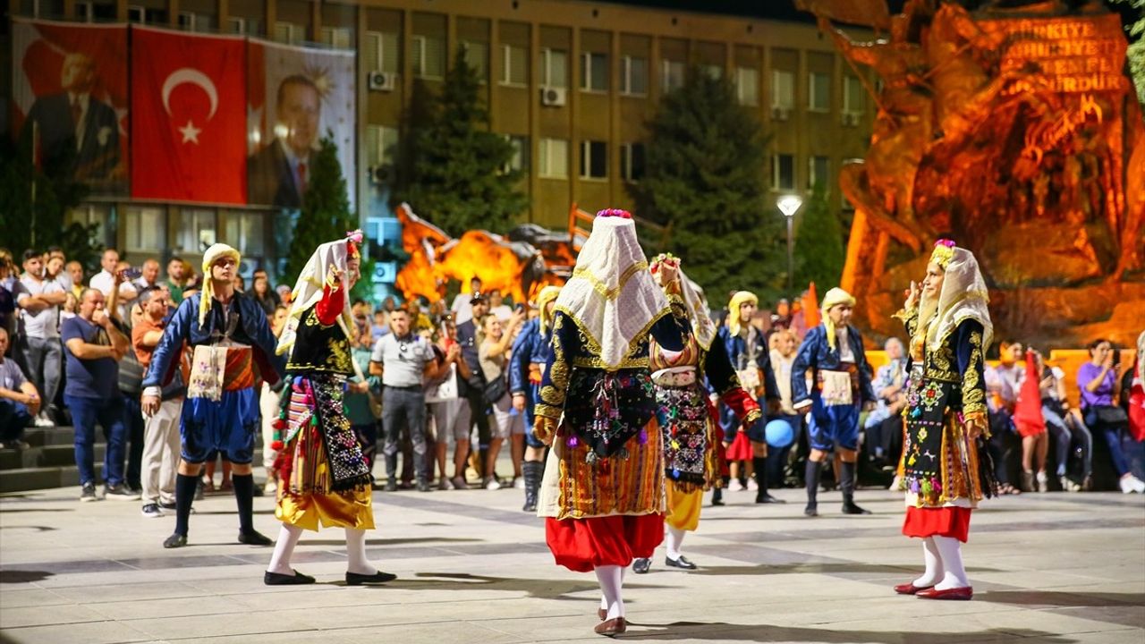 Uşak’ın Kurtuluşu 103. Yılında Coşkuyla Kutlandı