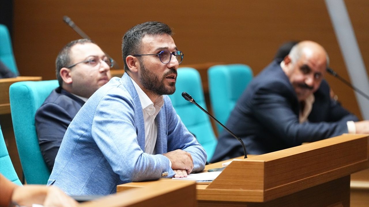Üsküdar'da Çocuk Köyü At Çiftliği Protokolü Mecliste Tartışıldı