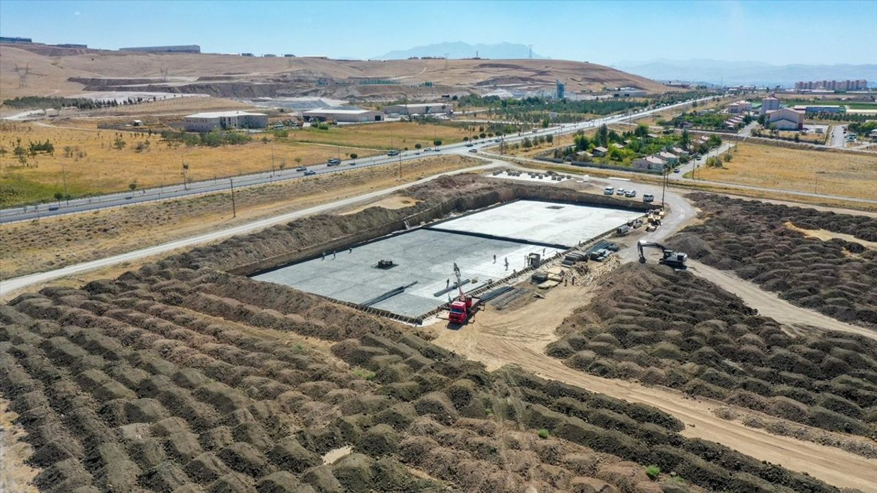 Van'da Yeni Otogar İnşaatı Hızla İlerliyor