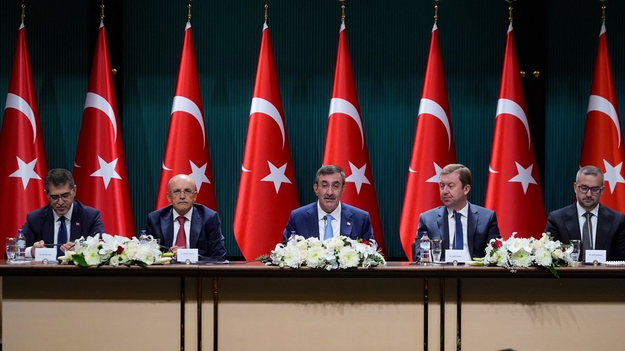 Yılmaz: Cumhurbaşkanımızın İradesiyle Ekonomi Programı Başarıyla Uygulanıyor