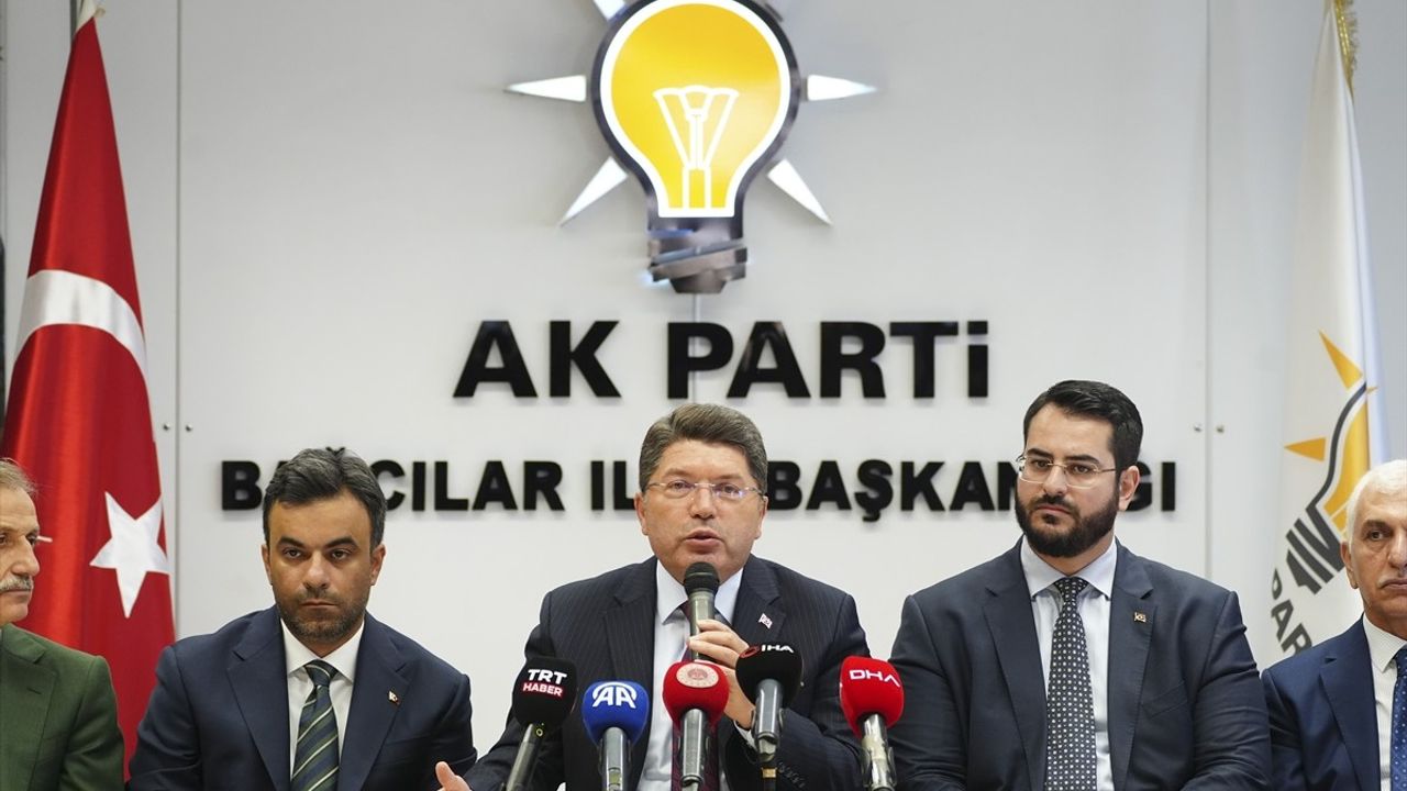 Yılmaz Tunç'tan Türkiye Yüzyılı Buluşmaları'nda Muhalefet ve Yargı Eleştirisi