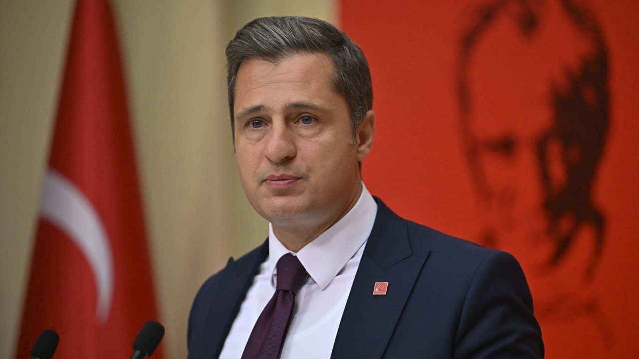 Yücel'den Tele1'e Karartma Tepkisi: Basın Özgürlüğü Vurgusu