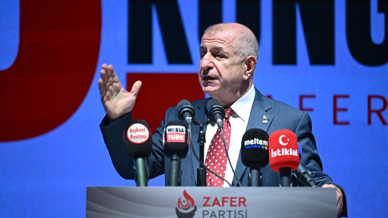 Zafer Partisi 3. Olağanüstü Tüzük Kongresi: 35 Madde Oy Birliğiyle Değişti