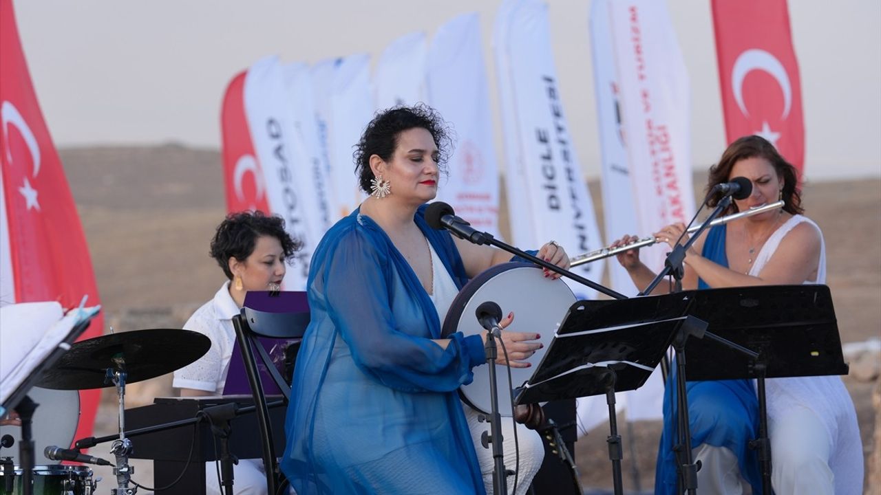 Zerzevan Kalesi'nde Allegra Ensemble ile Tarihi Konser
