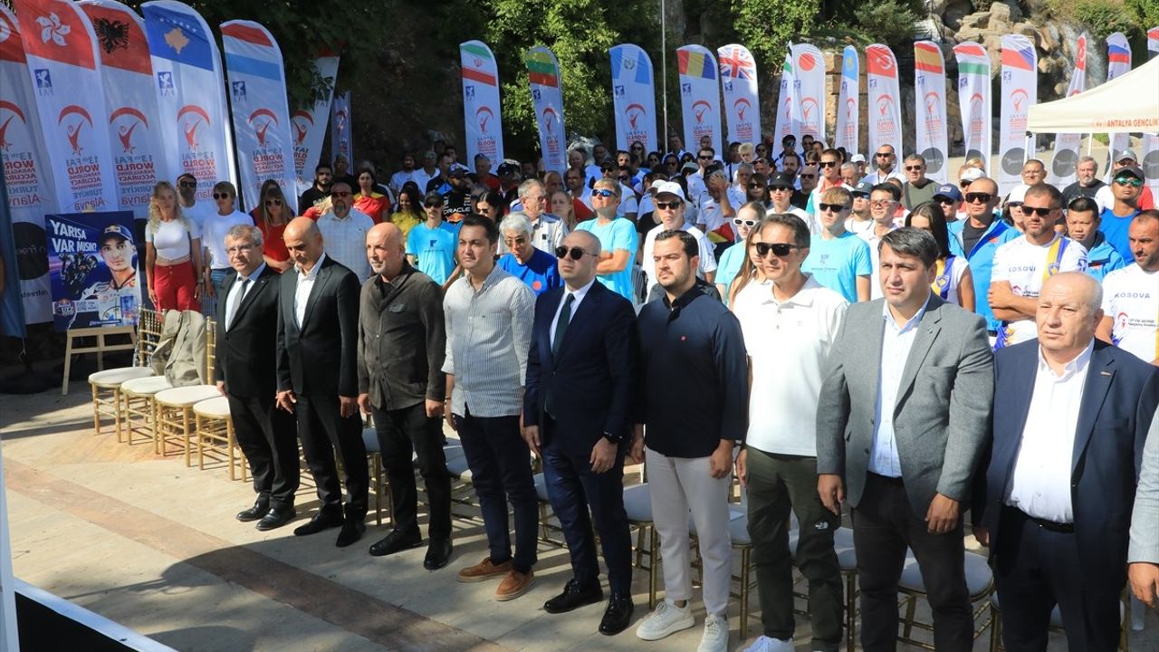 13. Dünya Yamaç Paraşütü Hedef Şampiyonası Alanya'da Sona Erdi