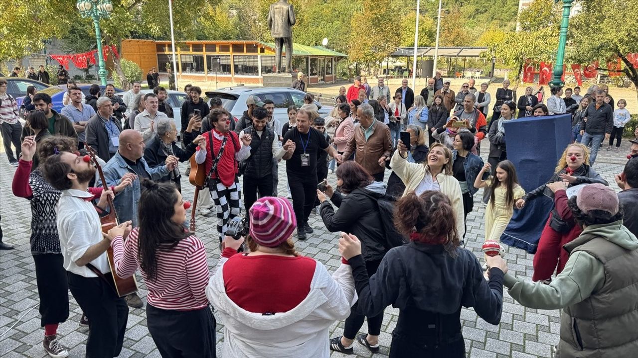 4. Borçka Uluslararası Tiyatro Festivali Artvin'de Başladı