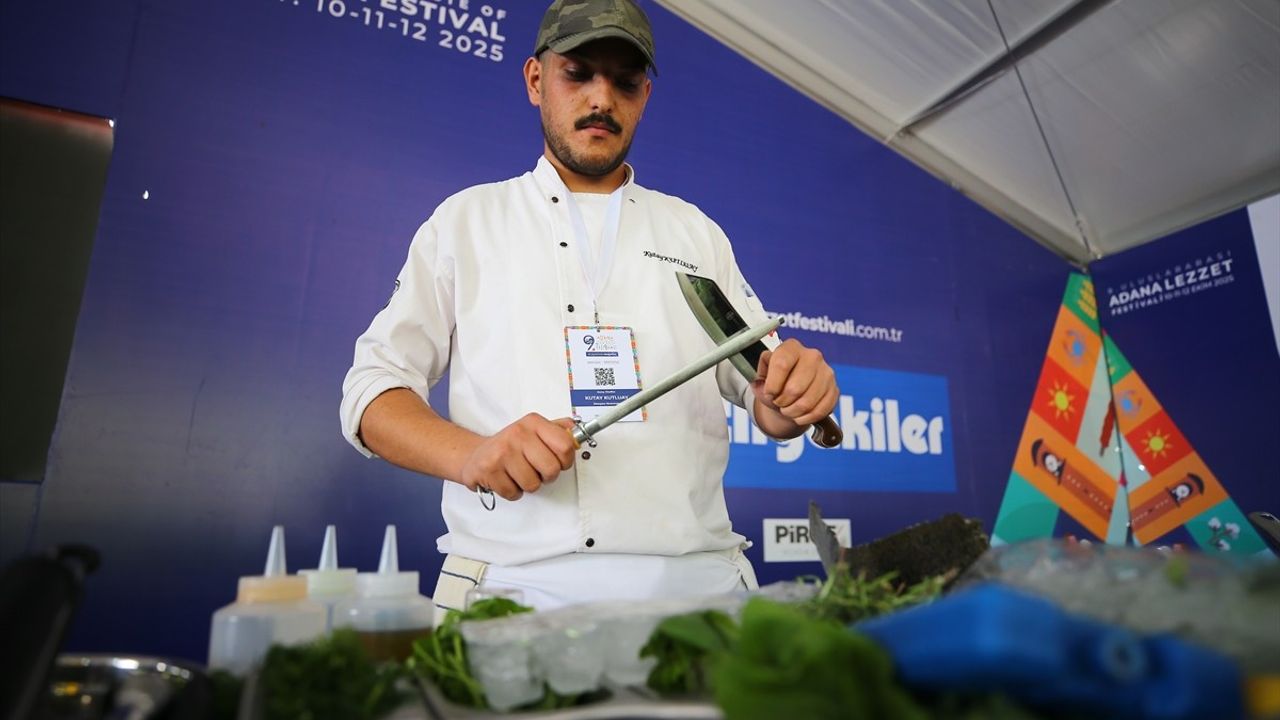 9. Uluslararası Adana Lezzet Festivali 'Kuşaktan Kuşağa' Temasıyla Sürüyor