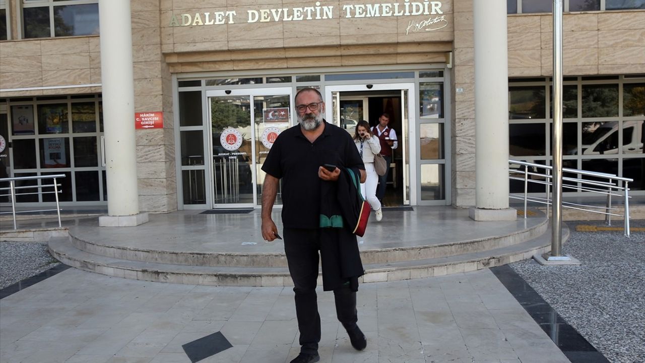 Acar Ünlü'nün Duruşması: İkinci Oturum 11 Aralık'a Ertelendi