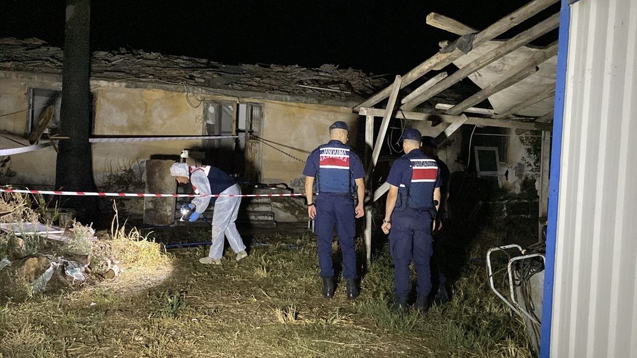 Adana Ceyhan'da İş Yerinde Silahlı Saldırı: İş Arkadaşı Öldü, Zanlı Yakalandı