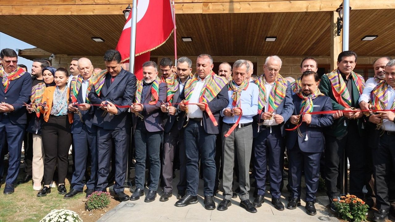 Adana'da 9. İsmet Atlı Karakucak Güreşleri: Recep Kara başpehlivan