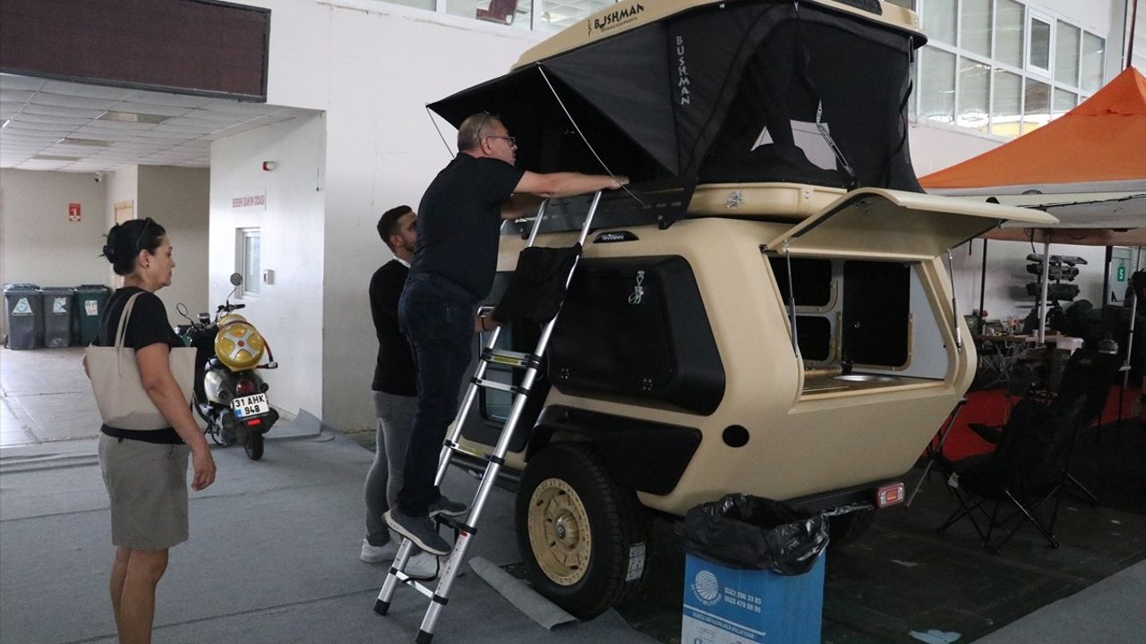 Adana'da Hobbyport Akdeniz 2. Kamp, Karavan ve Tiny House Fuarı Açıldı