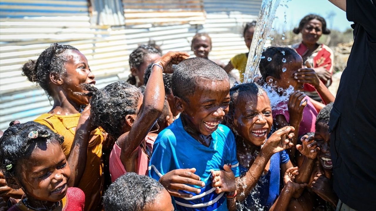 Adana'dan Madagaskar'a 1652 Su Kuyusu: Gönüllü Vesileler Derneği 5 Yılda Temiz Su Sağladı