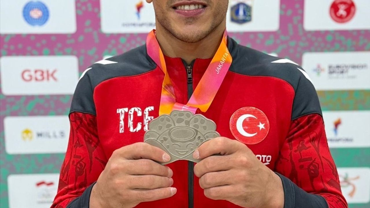 Adem Asil Dünya Şampiyonası'nda Halka Aletinde Gümüş Madalya