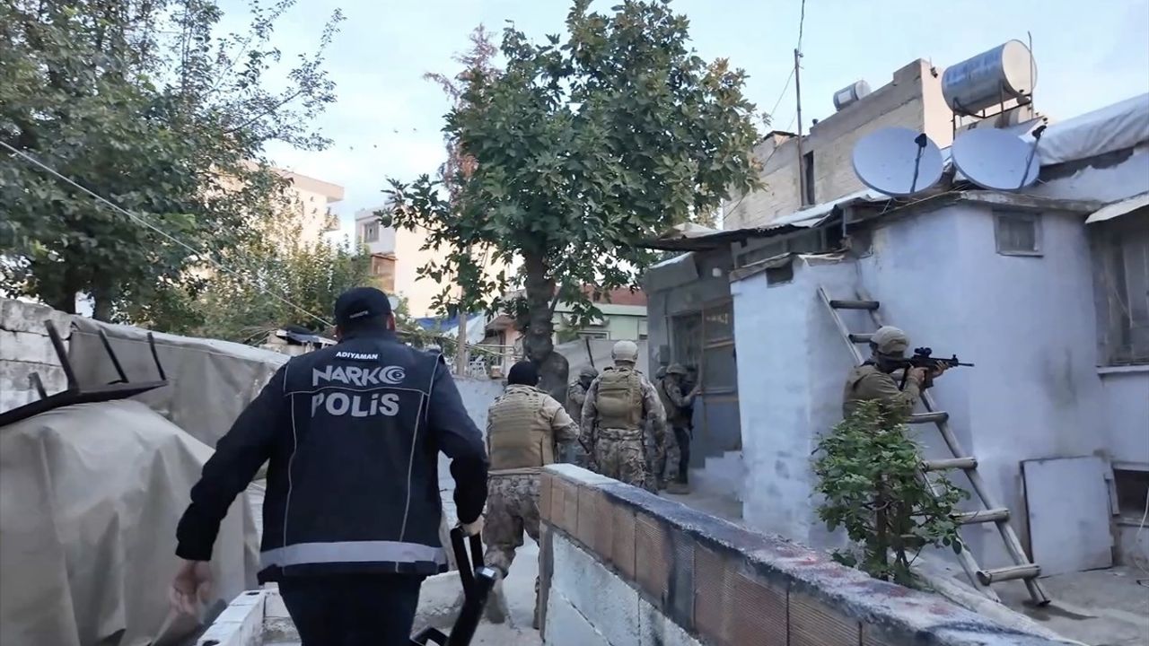Adıyaman'da Uyuşturucu Operasyonu: 4 Şüpheli Tutuklandı