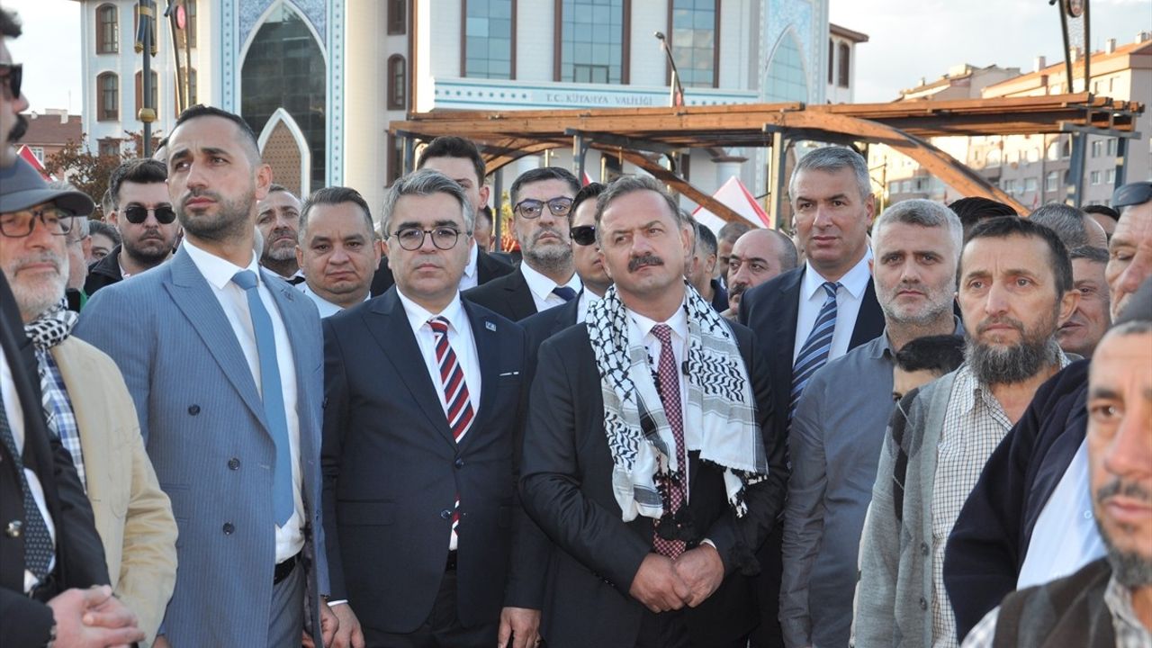 Ağıralioğlu Kütahya'da: Anahtar Parti Seçime Hazır, İl Başkanlığı Açılışı