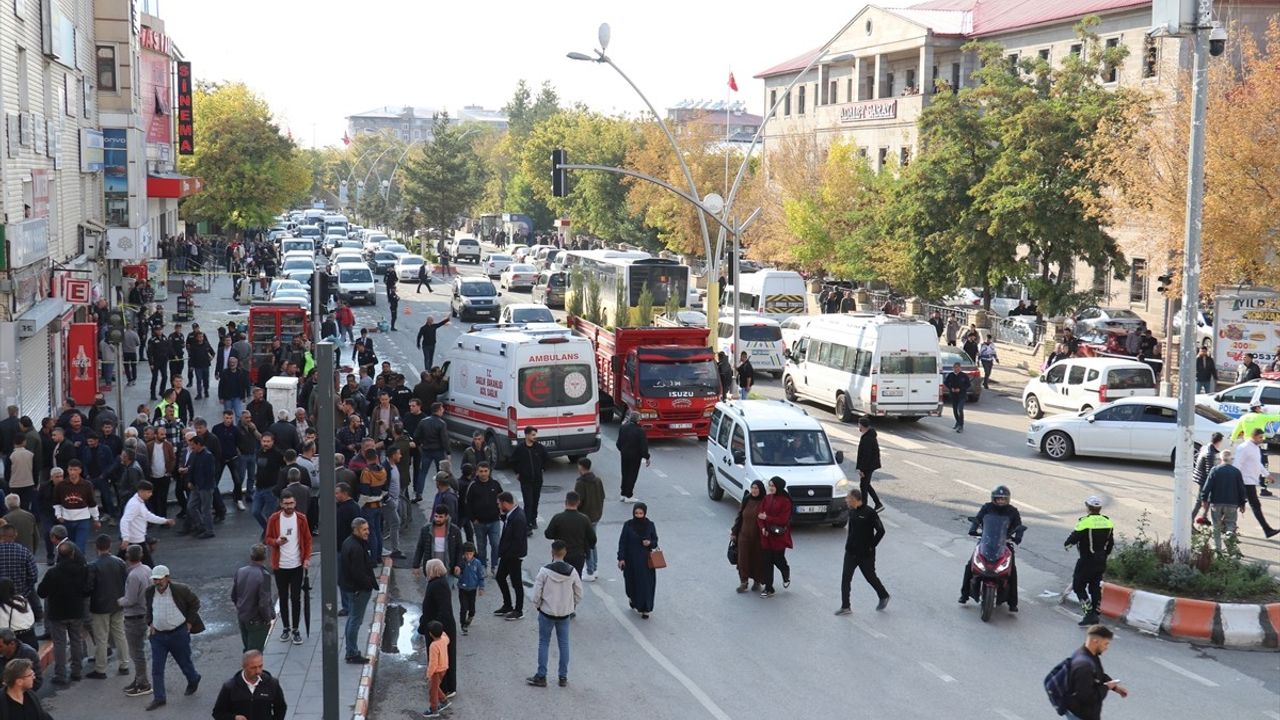 Ağrı'da Silahlı ve Bıçaklı Kavga: 4 Yaralı, 1'i Ağır
