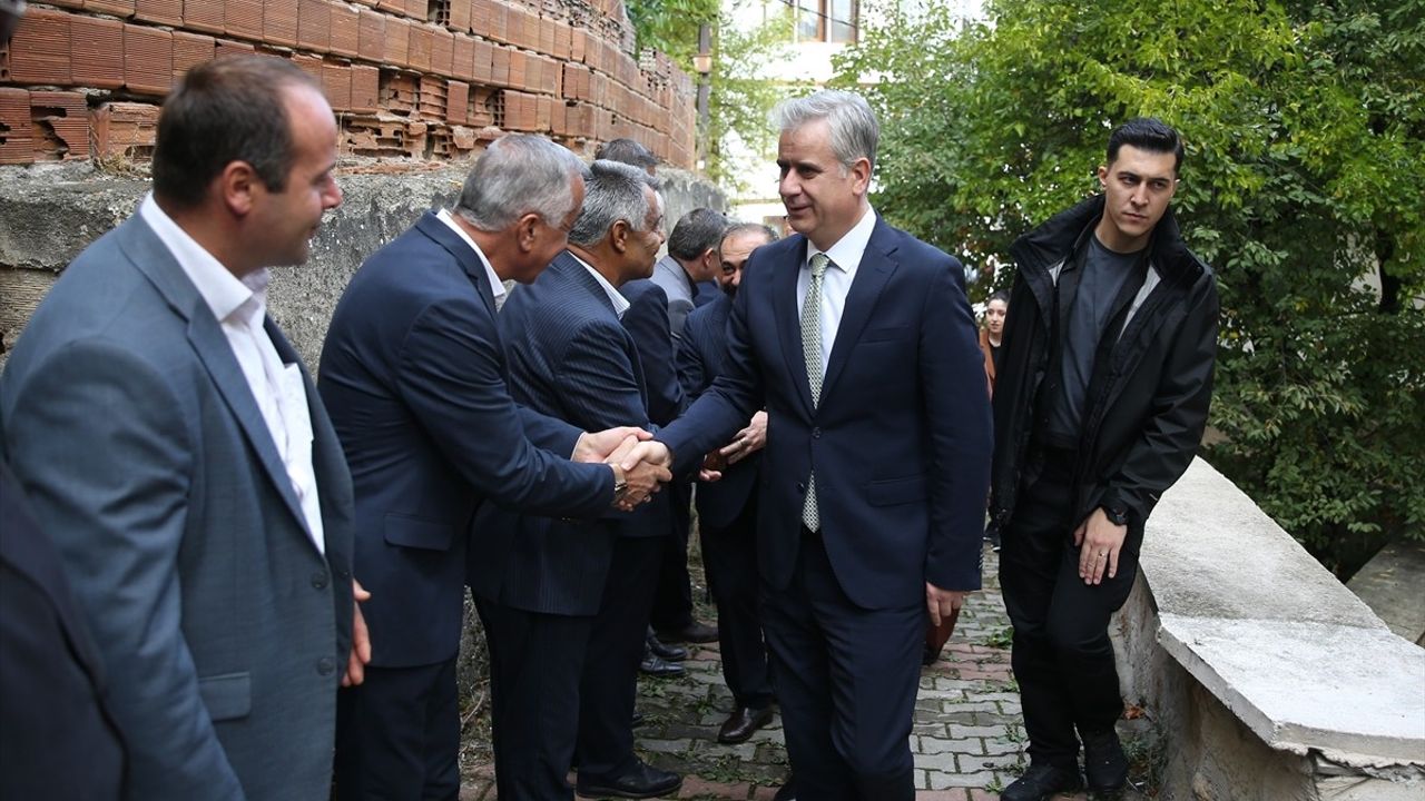 AK Parti'li Hasan Basri Yalçın Kastamonu'da Ziyaretlerde Bulundu