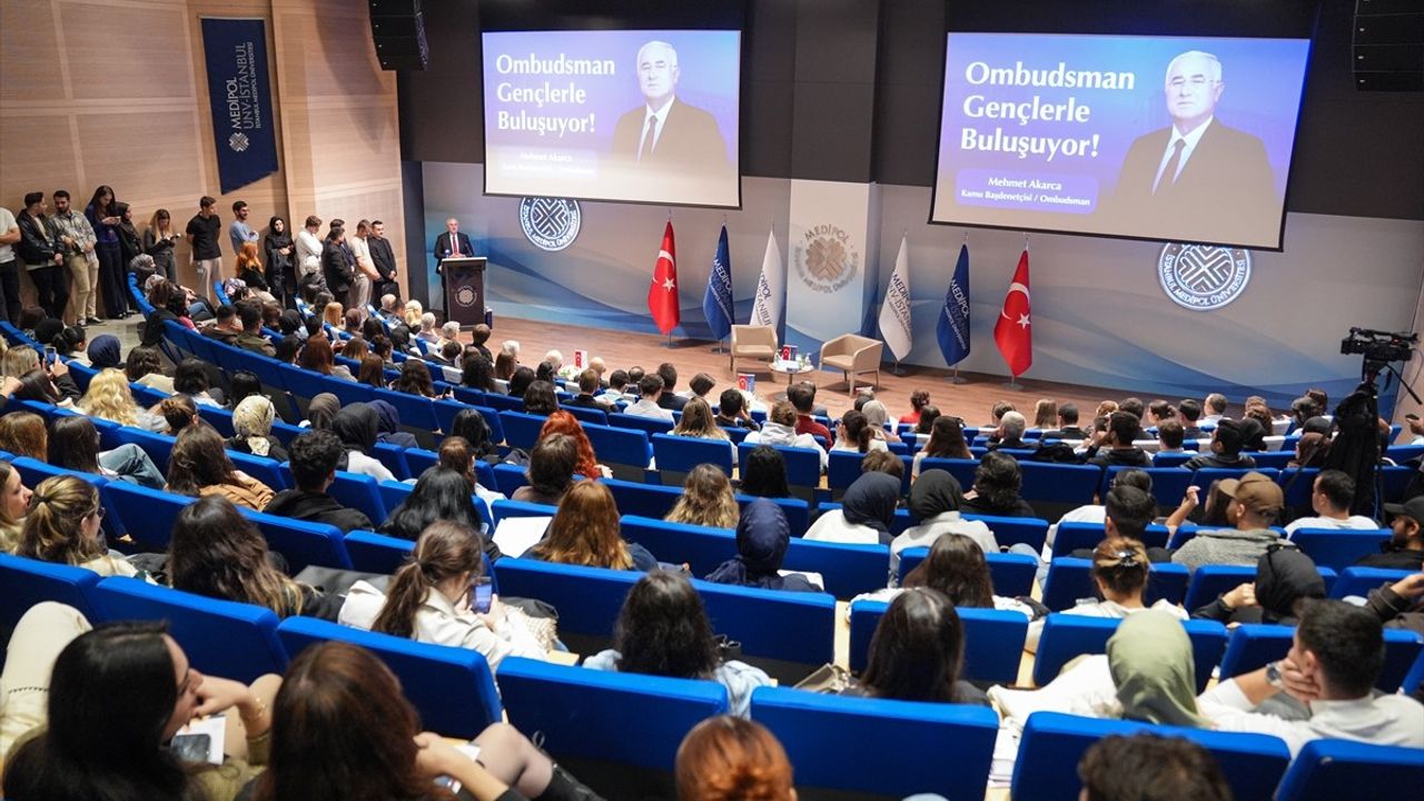 Akarca: Gazze'deki soykırım ve etnik temizlik raporumuzu Meclis'e sunduk