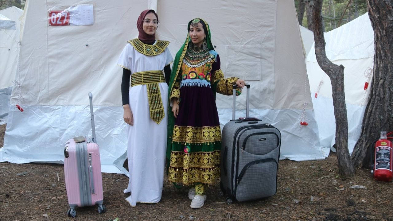 Amasya'da ÜNİ-DOKAP Uluslararası Öğrenci Kampı Başladı — 42 Ülkeden 400 Öğrenci