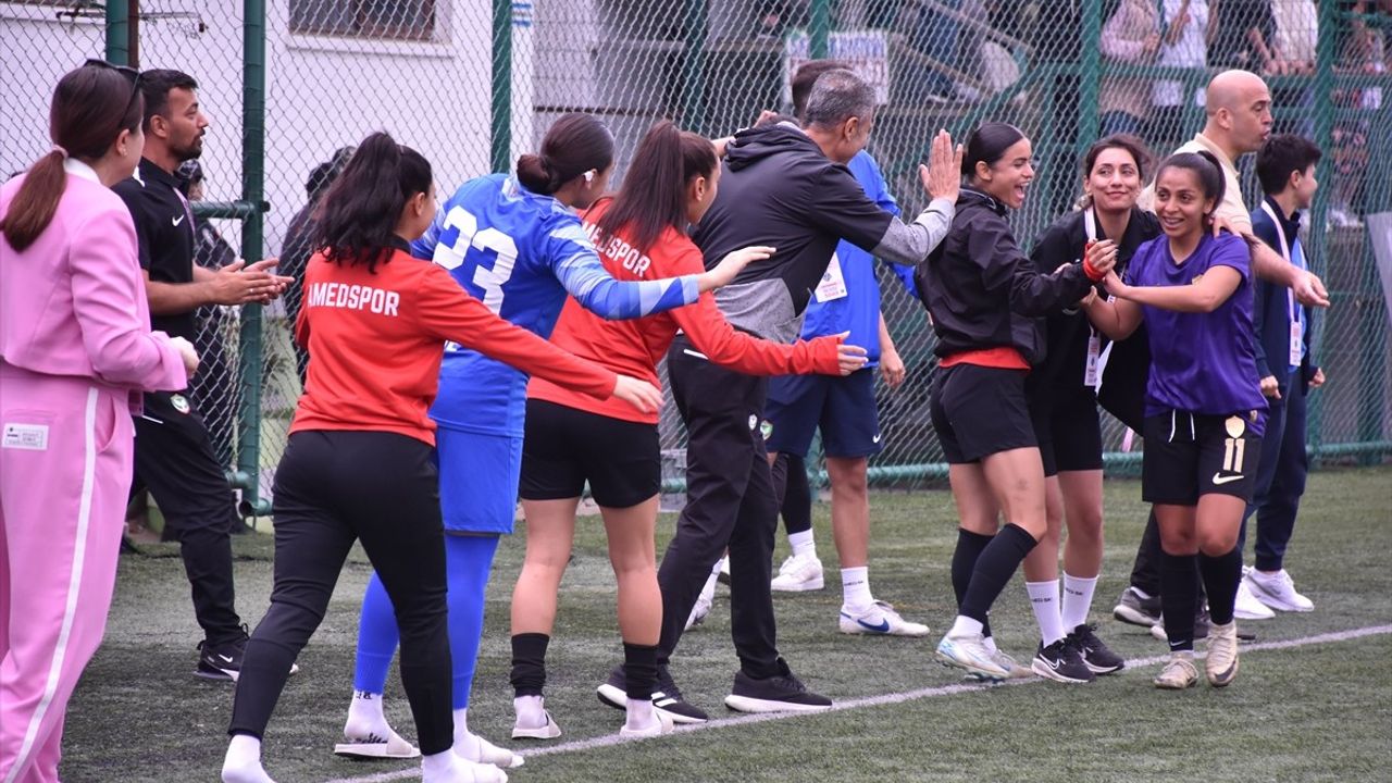 Amed Sportif Giresun'da 2-0 Kazandı — Turkcell Kadın Futbol Süper Ligi