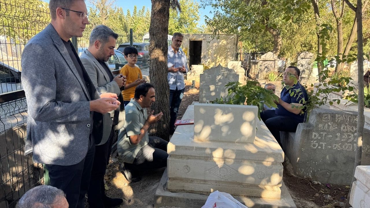 Anadolu Ajansı Muhabiri Yasin Dikme, Vefatının 2. Yılında Mezarı Başında Anıldı