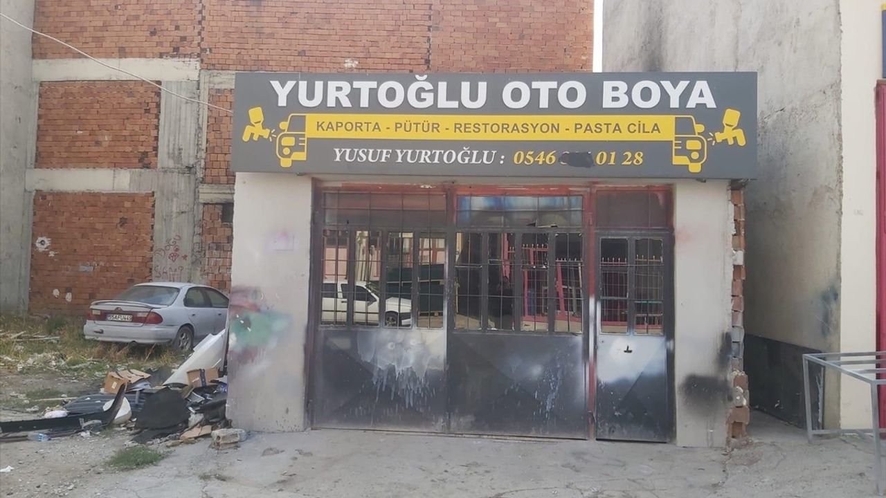 Ankara Çubuk'ta Oto Tamircisi İş Yerindeki Araçta Ölü Bulundu