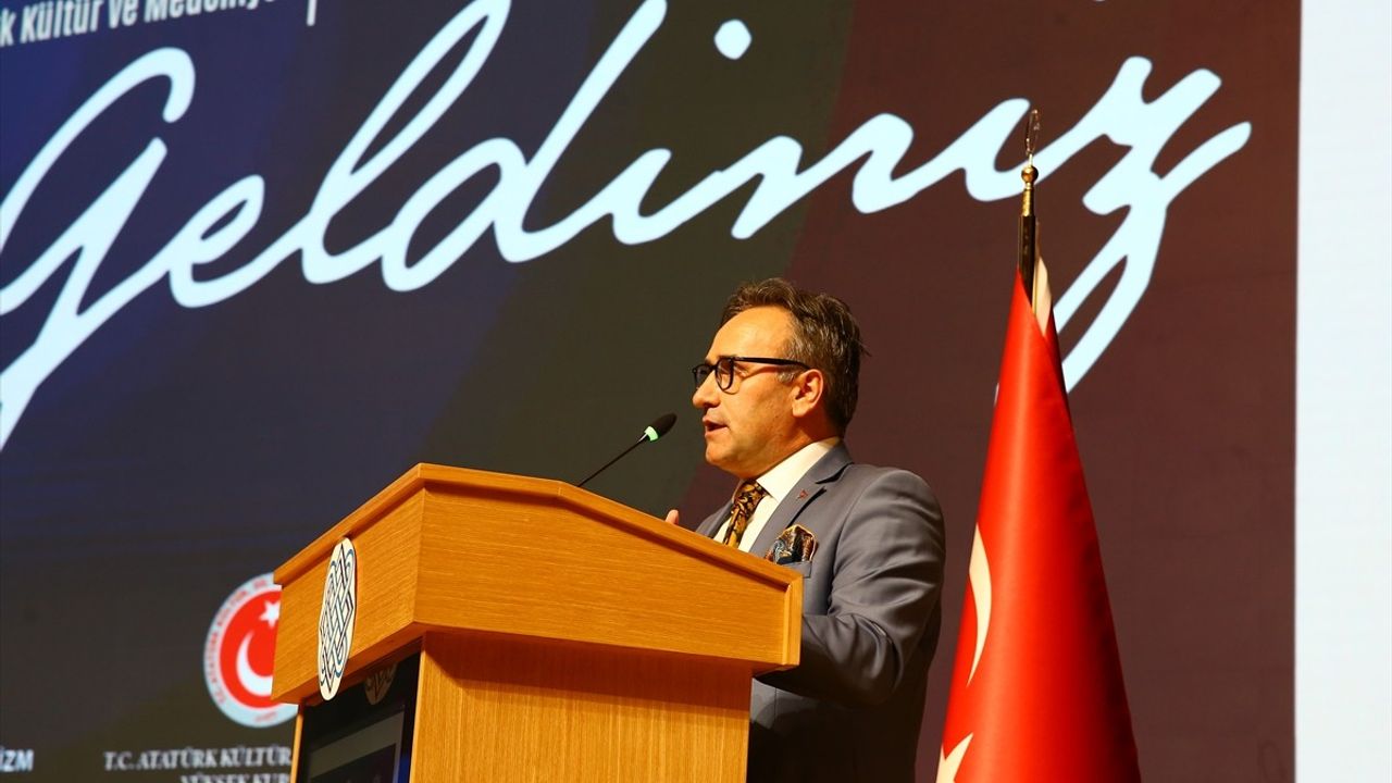 Ankara'da 10. Uluslararası Türk Kültürü Kongresi başladı — Cumhuriyet'in İkinci Asrında Türk Kültür ve Medeniyeti