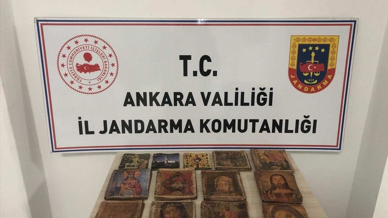 Ankara'da 13 İbranice El Yazması Kitap Ele Geçirildi: 6 Milyon Dolarlık Operasyon