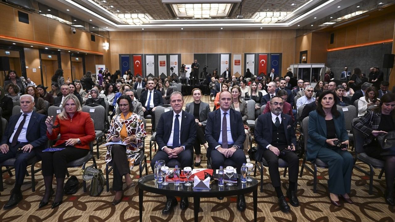 Ankara'da 'Kadın Dostu Kentler 3' Tanıtıldı: 25 Belediyeyi Kapsayan Yeni Faz