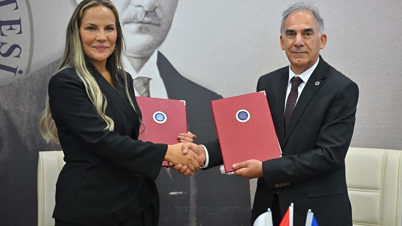 Ankara Üniversitesi ile ArsaVev Akademik İşbirliği: Sertifikalı Gayrimenkul Eğitimi Başlıyor