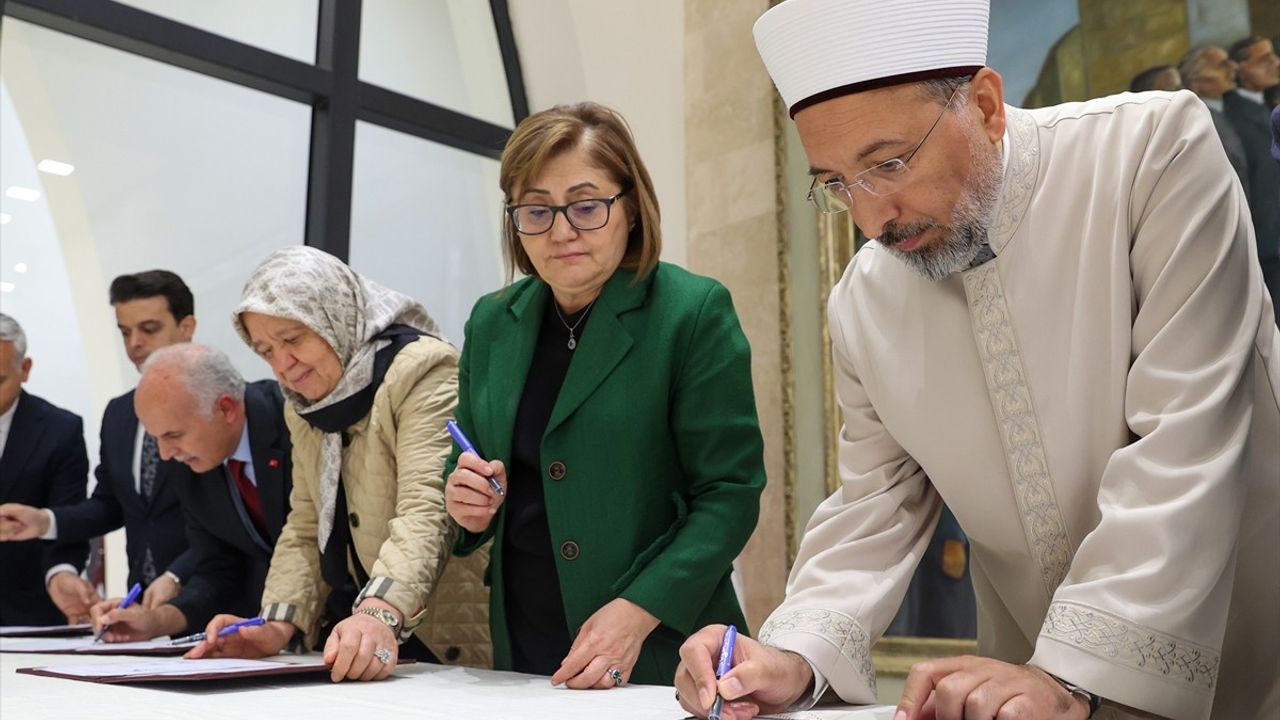 Arpaguş: Türkiye'de 250 bin civarında resmi hafızımız var — Gaziantep'te protokol