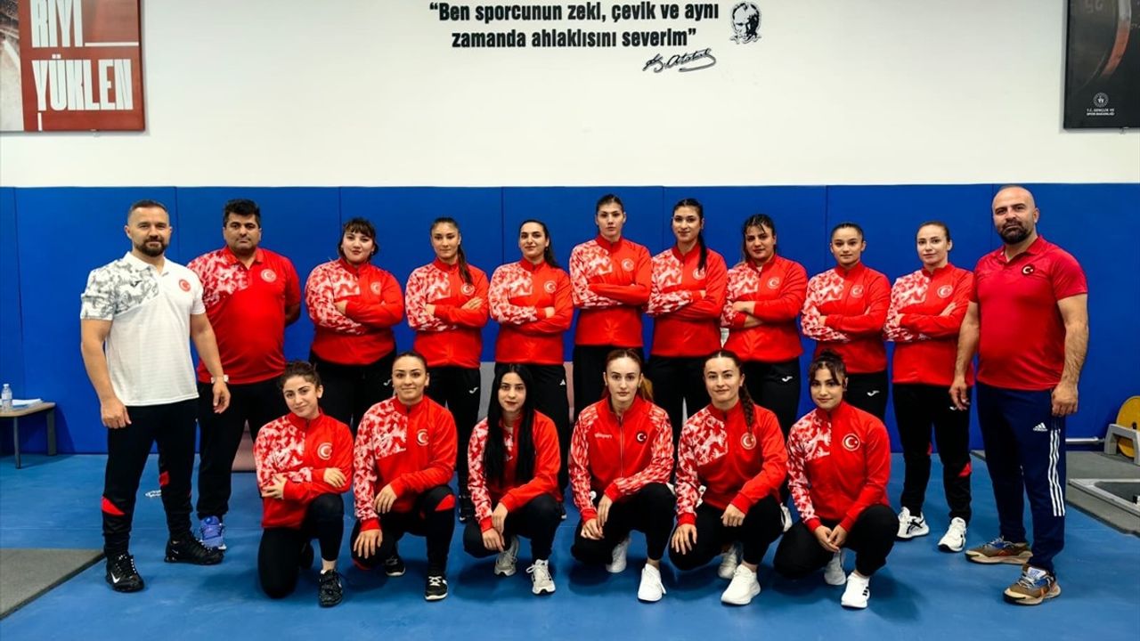 Avrupa Gençler Halter Şampiyonası Arnavutluk'ta: Türkiye 30 Sporcu ile