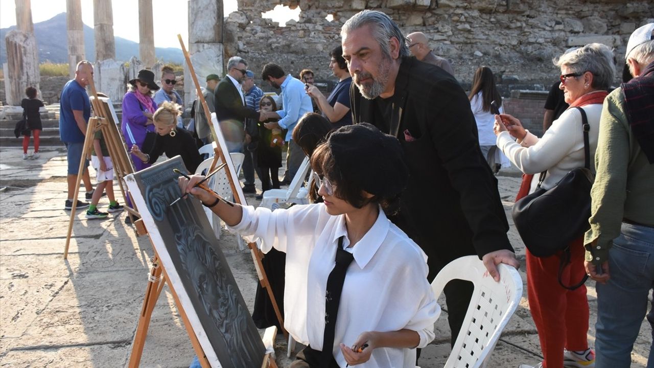 Aydın'da 2400 Yıllık Magnesia'da Çağdaş Sanat Etkinliği