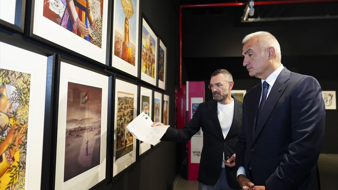 Bakan Ersoy 'Hala Yaşıyorum' Sergisini Gezdi: Filistinli Sanatçılara Destek