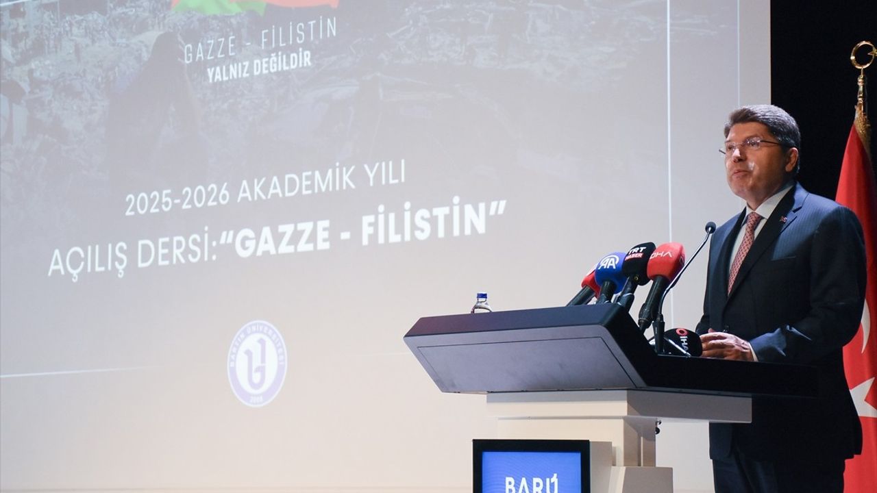 Bakan Tunç Bartın Üniversitesi'nde: 'İlk Dersimiz Gazze-Filistin' — 102 bin ton insani yardım