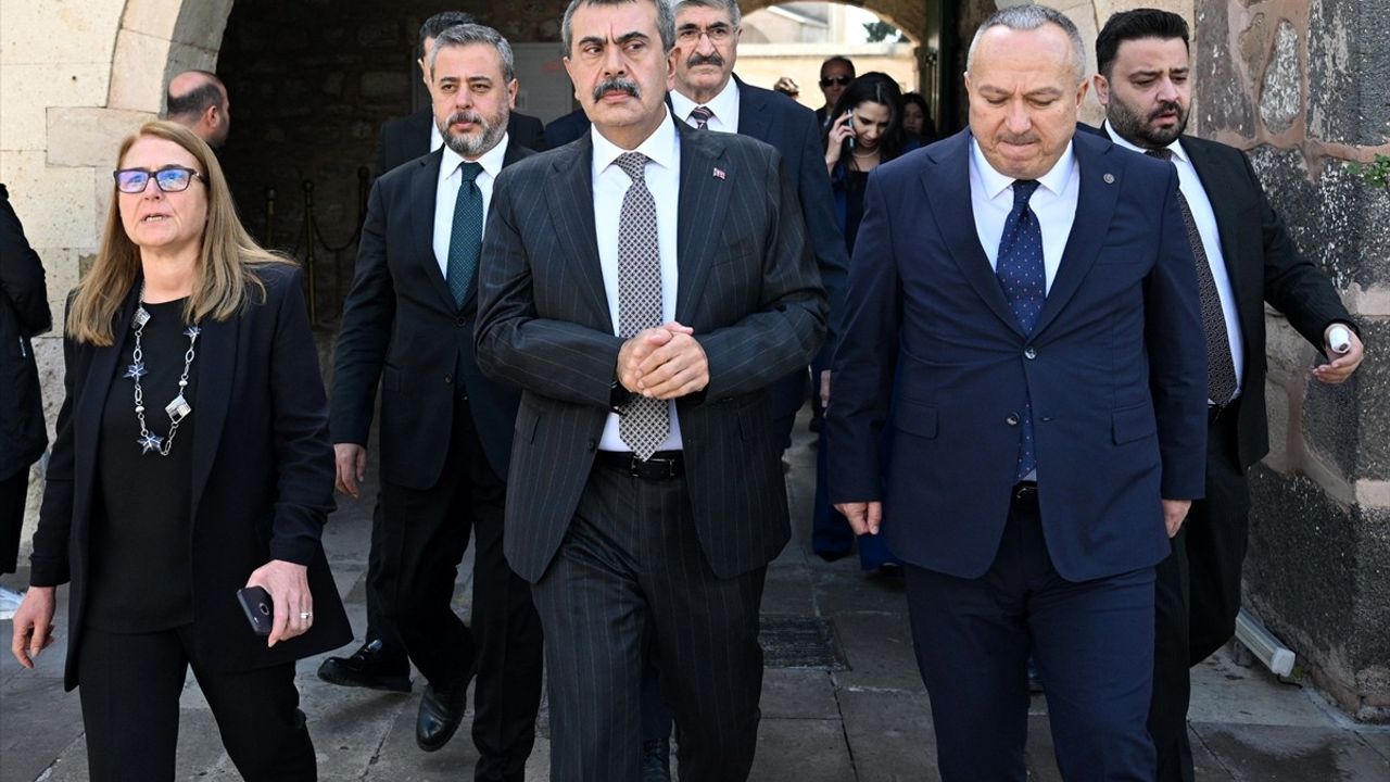 Bakan Yusuf Tekin Nevşehir'de Hacıbektaş Horasan Erenleri Külliyesi Açılışına Katıldı