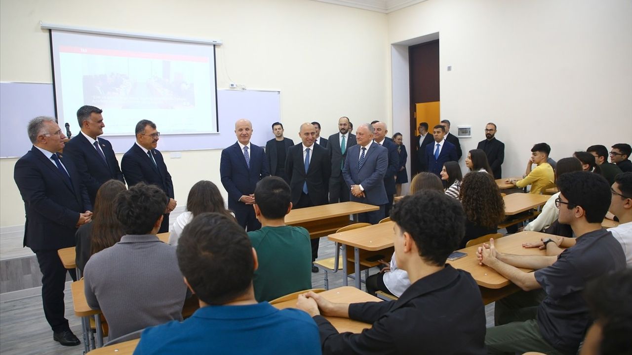 Bakü'de TAÜ Yönetim Kurulu Toplantısı: YÖK Başkanı Özvar Katıldı
