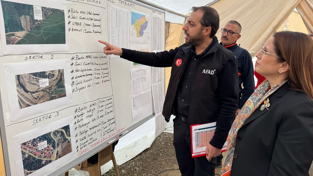 Bartın Kozcağız'da Sel Tatbikatı: 139 Personel, 24 Araç ve 2 Botla Müdahale