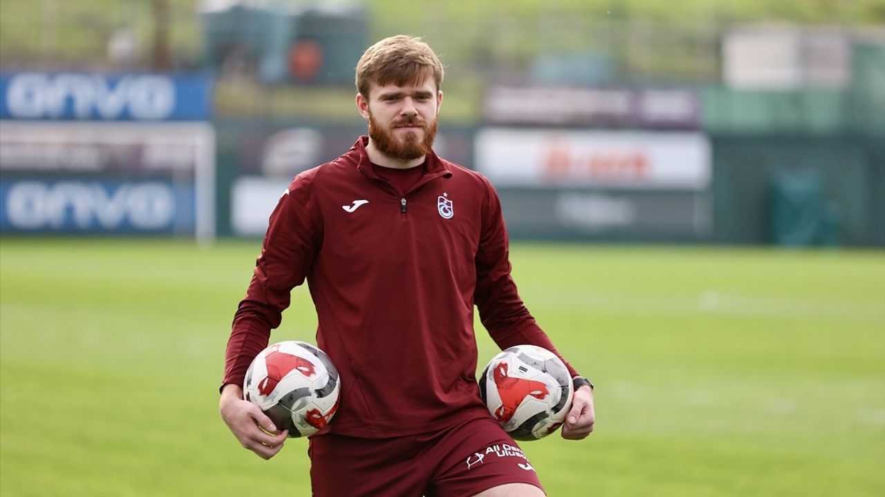 Batagov: "Trabzonspor'a Odaklandım" — Savunma ve Takım Hedefleri